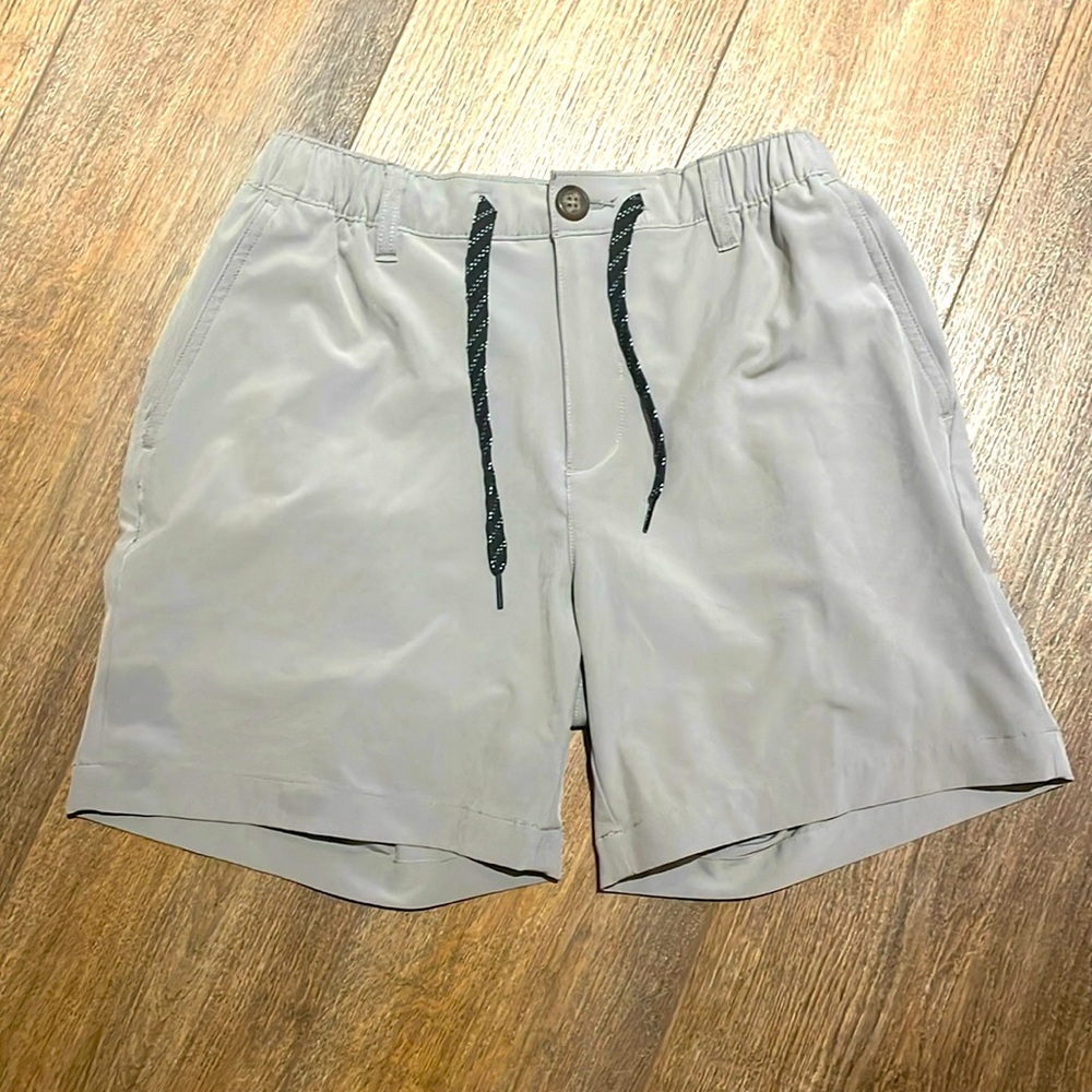 Chubbies 6” Gray Shorts